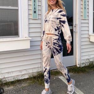 Z Supply Tie-Dye Jogger Set in Blue, Grey and White. Women’s Small